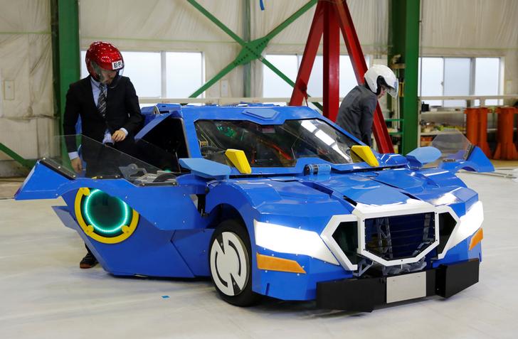 Japanese scientists invent real life 'Transformer' robot that morphs ...