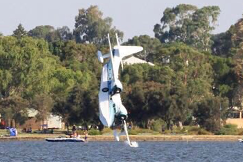 Australia Day Swan River plane crash the moment before it hit the water.