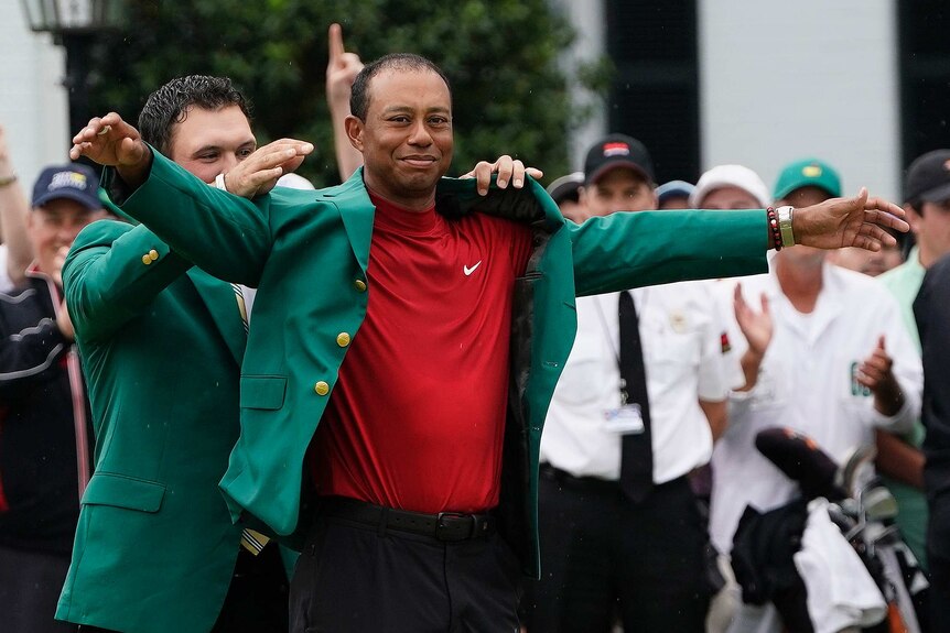 Tiger Woods wins The Masters by one shot for his fifth Augusta title ...