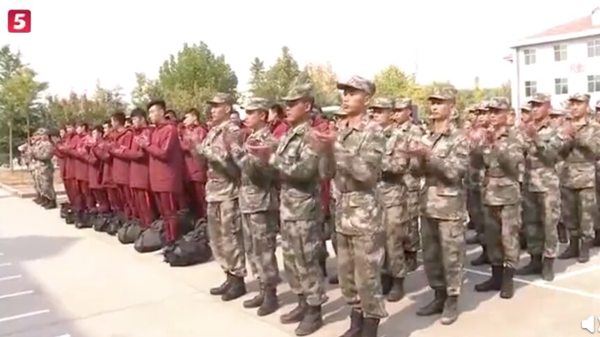 Pesepakbola China berlatih di kamp militer.