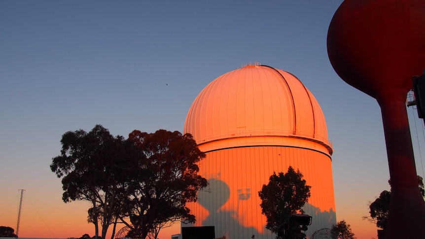 The Anglo-Australian Telescope at sunset.