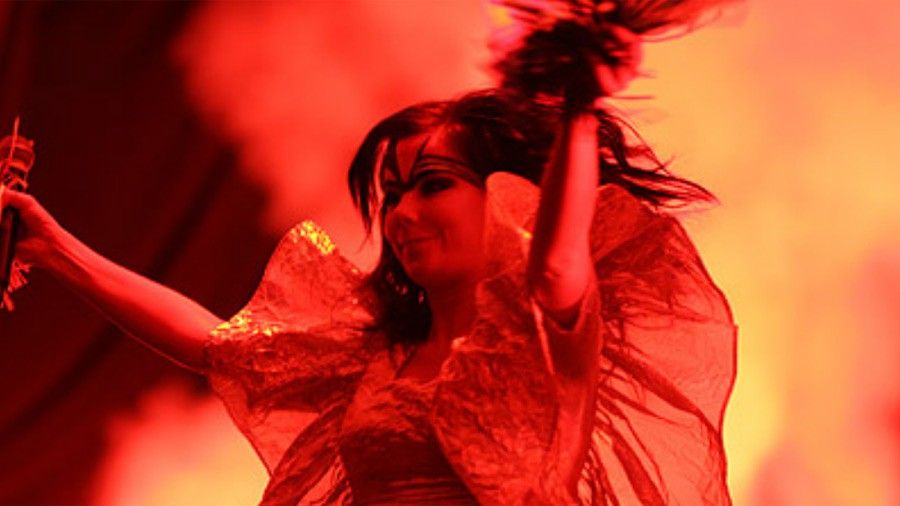 Björk - ABC listen