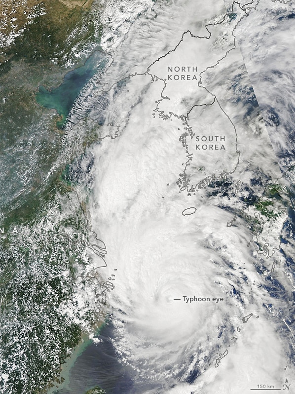 A satellite image shows Typhoon Lingling heading towards the Korean peninsula