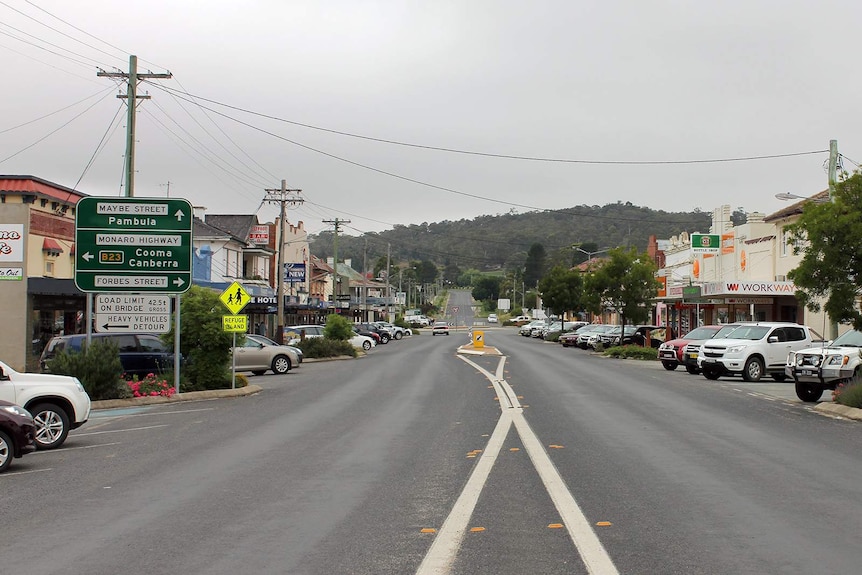 A street in a rural setting in Australia