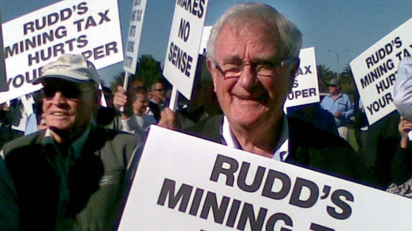 Federal MP, Wilson Tuckey, protests outside a hotel in Perth