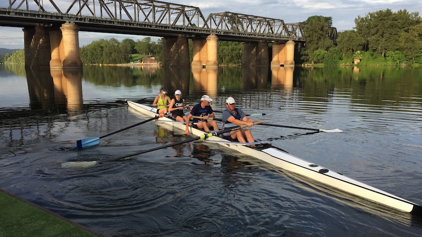 Rowers out for an early morning paddle on the Nepean River in Penrith before temperatures soar to 41 degrees.