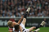 Riewoldt hammers McCarthy in a tackle