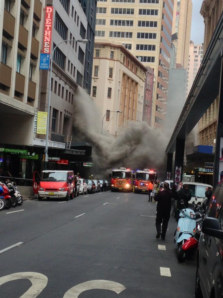 Sydney workers return after Pitt Street building fire - ABC News