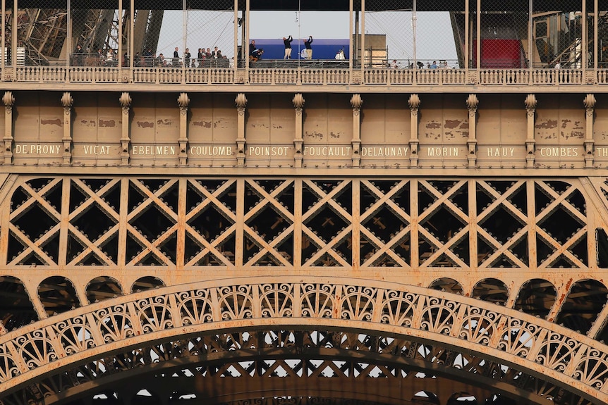 Jim Furyk and Thomas Bjorn tee off from Eiffel Tower viewing platform