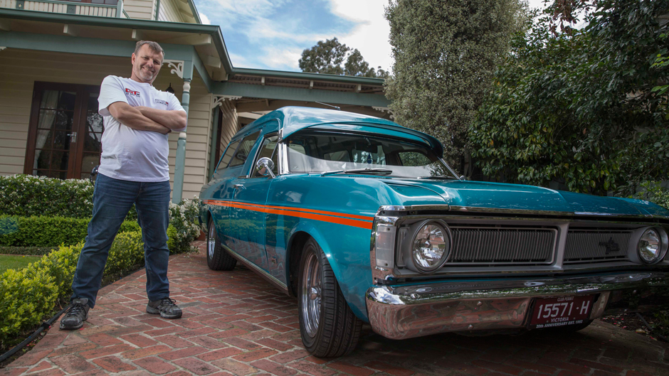 Pete Van Meurs and his 1971 XY panel van