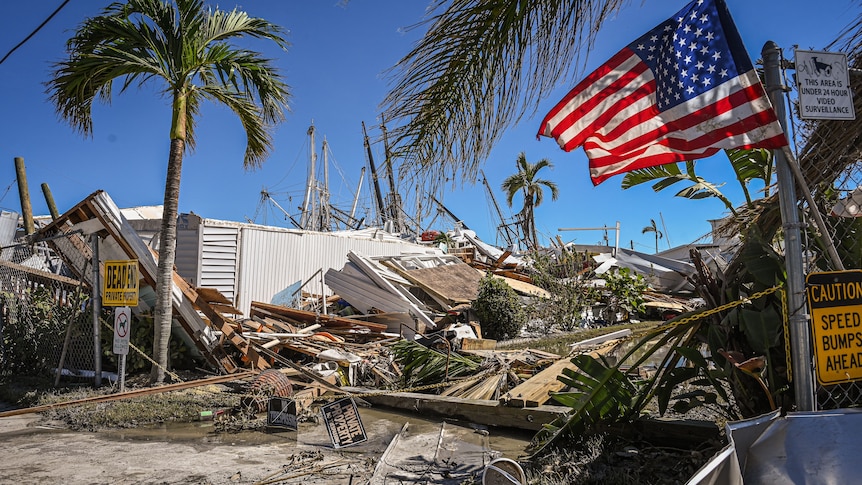 Mobile homes in Florida in ruins after Hurricane Ian hit