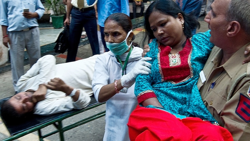 Wounded carried from Delhi bomb blast