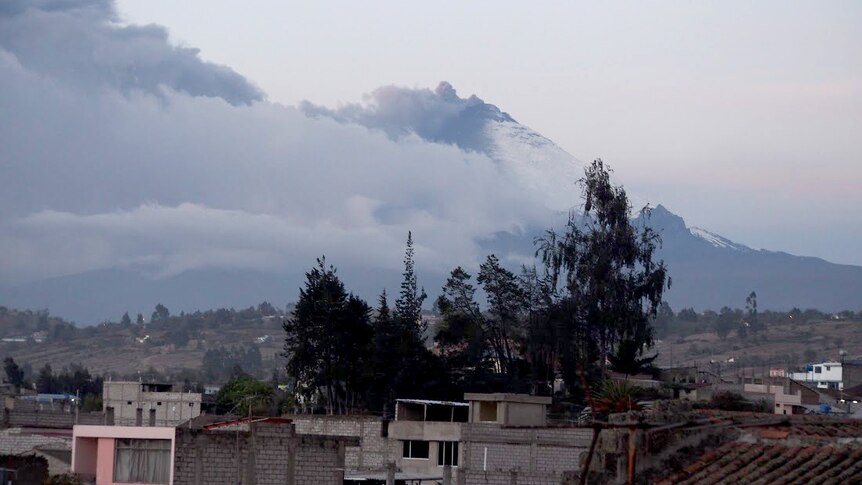 Cotopaxi erupts on Friday evening