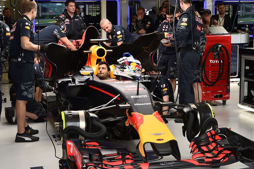 Daniel Ricciardo sits in the pits during Australian Grand Prix practice
