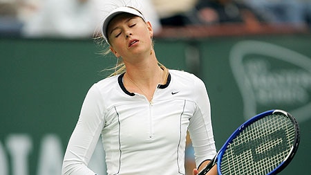 Maria Sharapova feels the heat