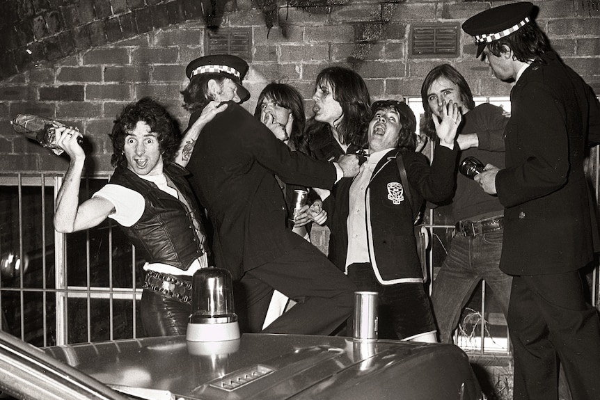 AC/DC