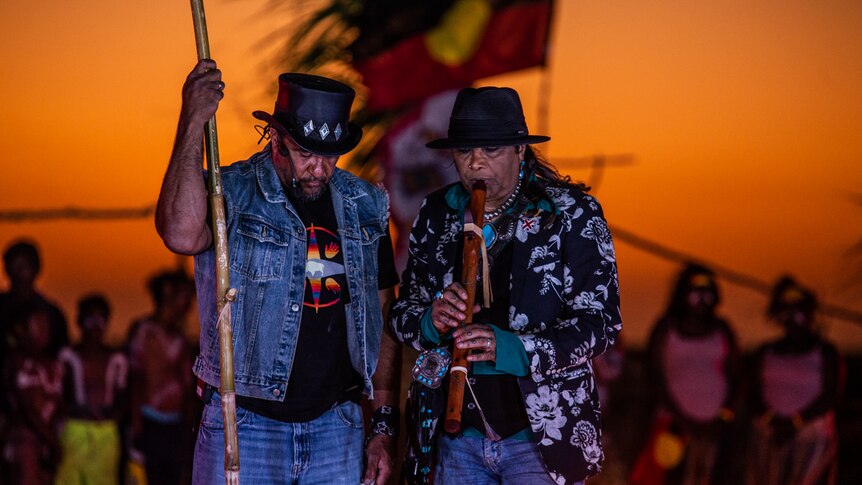 Two Indigenous Australians play music