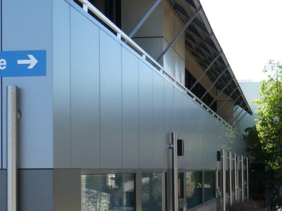 Cladding on the side of the Launceston General Hospital