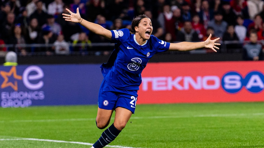 Chelsea a battu Lyon en quart de finale aller de la Ligue des champions féminine, donnant à Sam Kerr l’avantage sur sa coéquipière de Matildas Ellie Carpenter