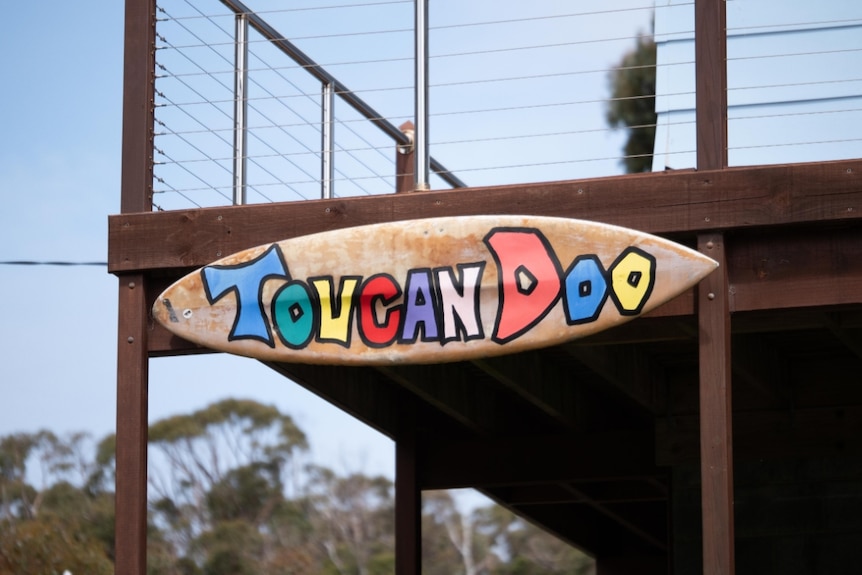 Picture of a sign that says Toucan Doo