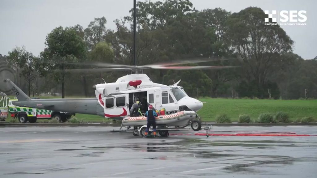 NSW SES crews prepare to assist flood-affected communities - ABC News
