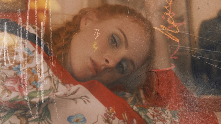 The cover photo of Vera Blue's 2020 cover of David Bowie's 'Heroes'