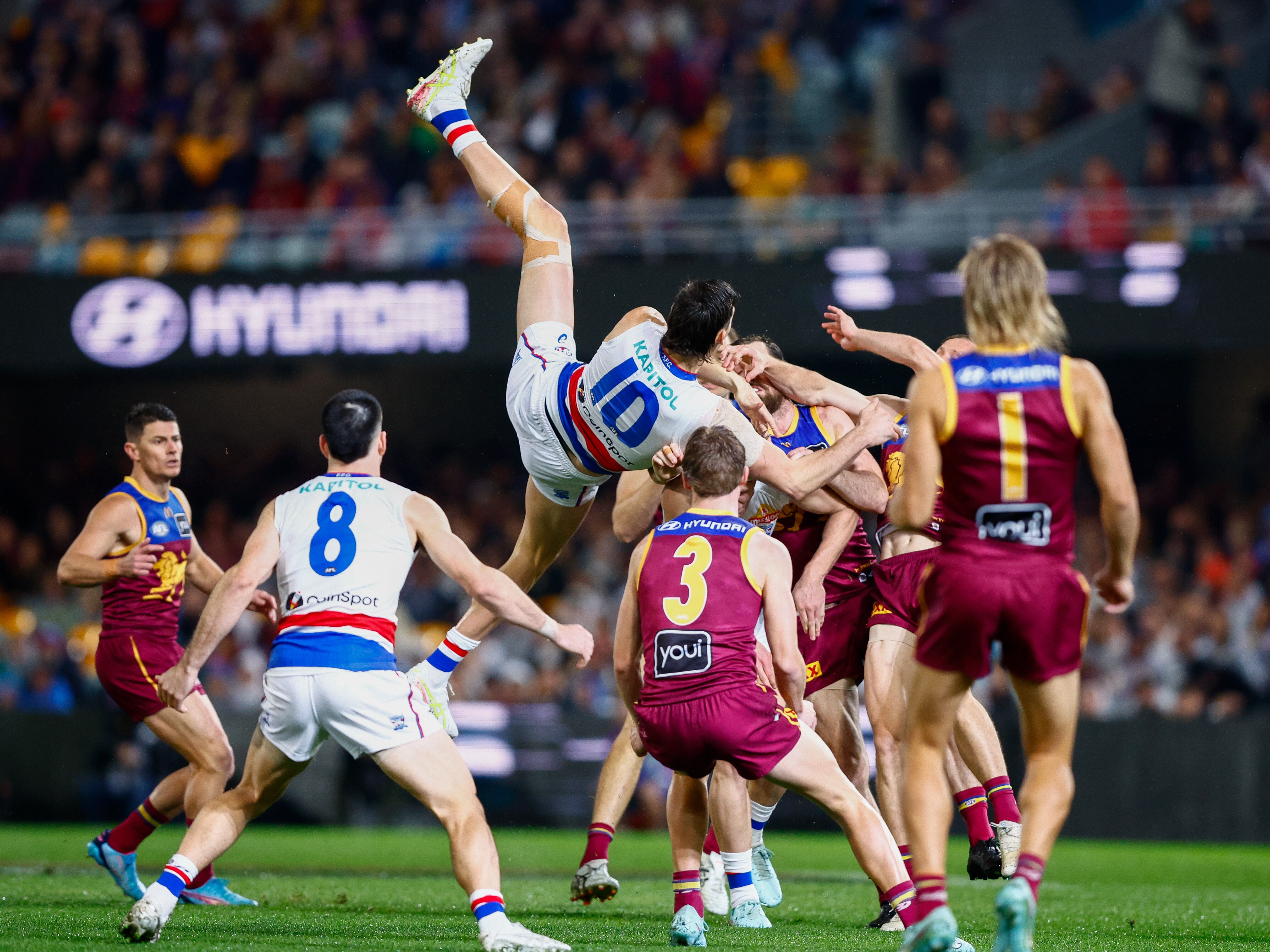 AFLラウンド19のライブアップデート：Lions vs Gabbaのブルドッグ – ブログ、スコア、統計