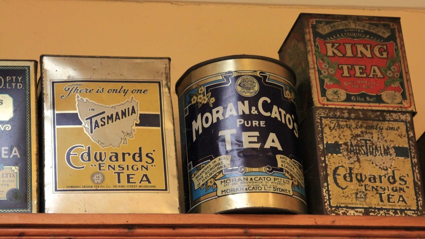 Vintage tea tins