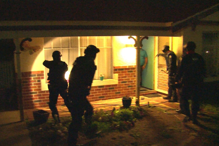 WA Gang Crime Squad police raid Rebels bikie gang houses 24 July 2014