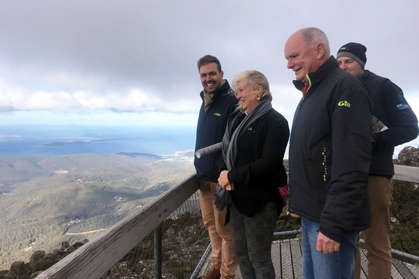 Cable car proponents on the mountain