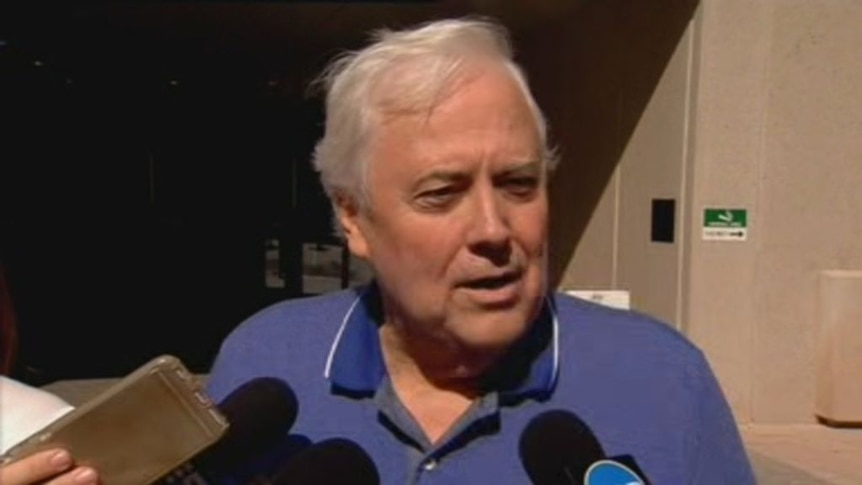 Clive Palmer speaks to reporters after his Federal Court appearance.