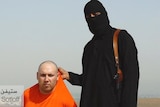 IS threatened the life of journalist Steven Sotloff in a video released last week.