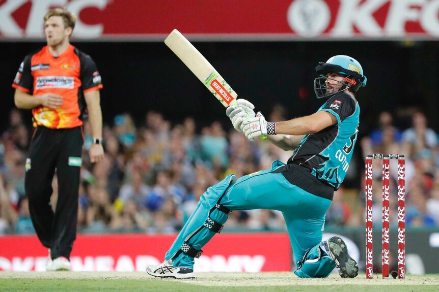 Ben Cutting plays a shot for the Brisbane Heat against the Perth Scorchers