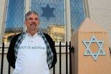 Bob Mendelsohn standing in front of Launceston Synagogue, Tasmania.