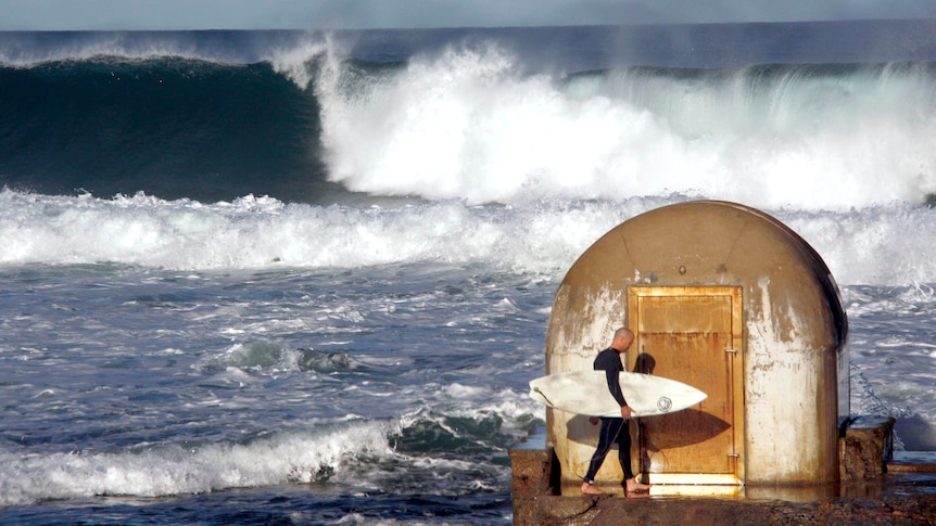 Wild surf at Newcastle