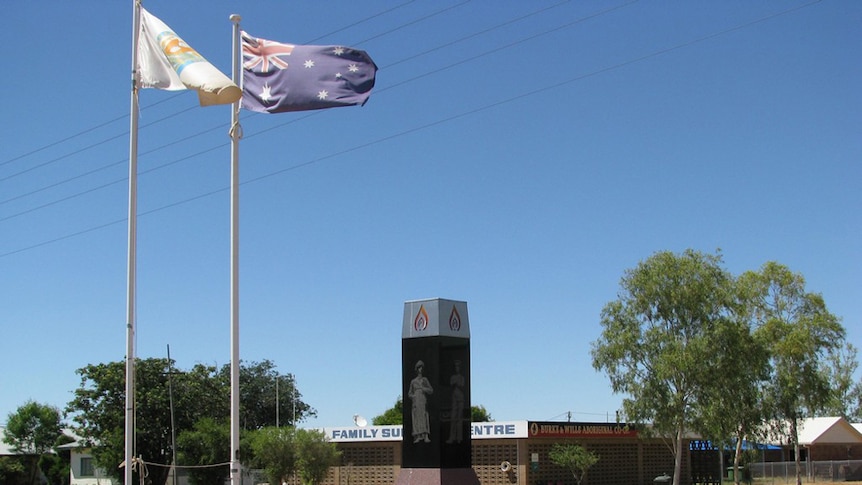 The Boulia cenotaph circa 2009 stands in the middle of the intersection of two roads