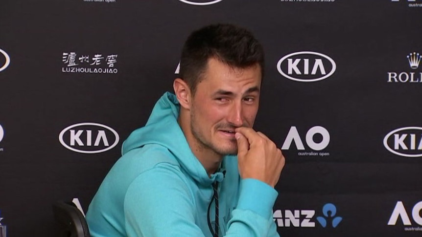 Bernard Tomic slams Hewitt