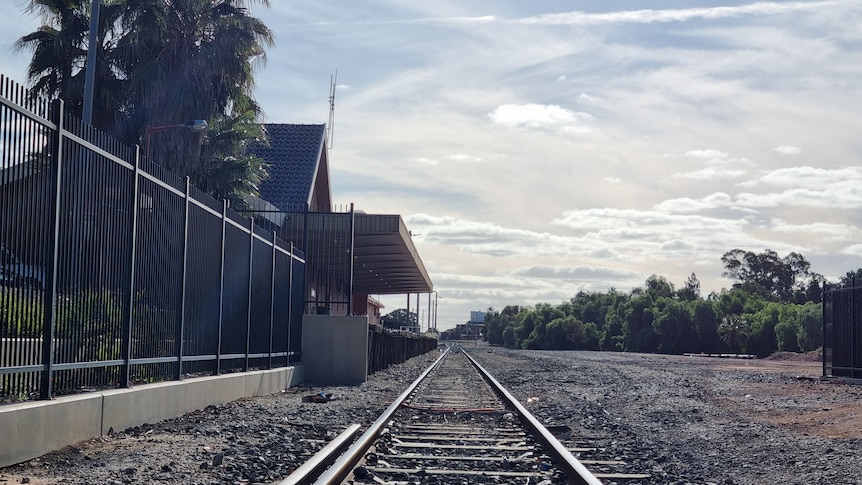 Le train de voyageurs Mildura est essentiel pour réduire «l’isolement des transports» dans le nord-ouest de Victoria