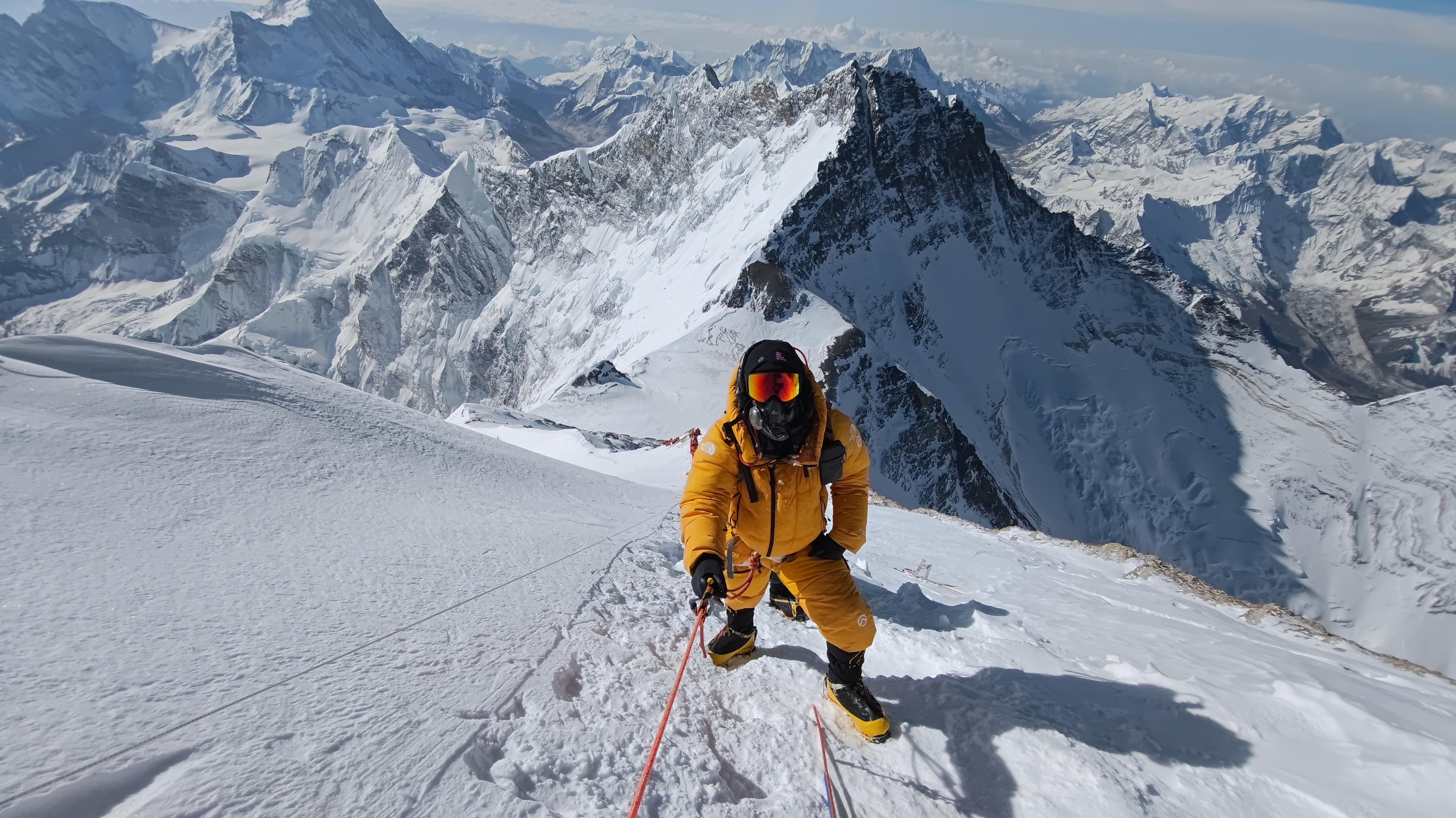 The fastest human-powered Everest ascent from sea level