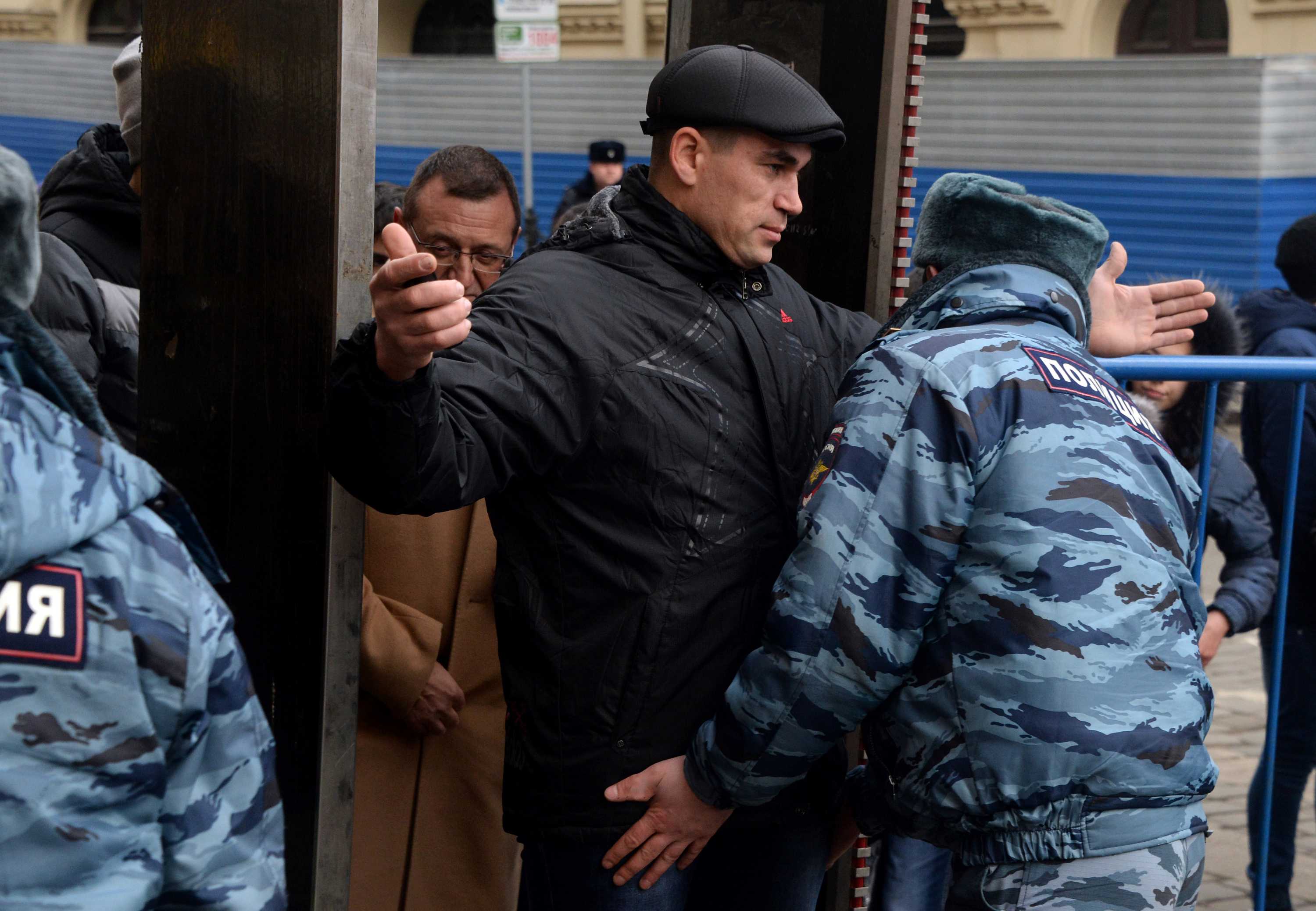 Dozens Arrested In Russia As Vladimir Putin Vows To 'annihilate ...