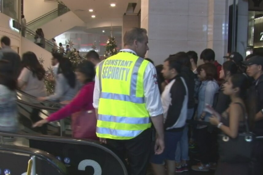 Shoppers flock to boxing day sales