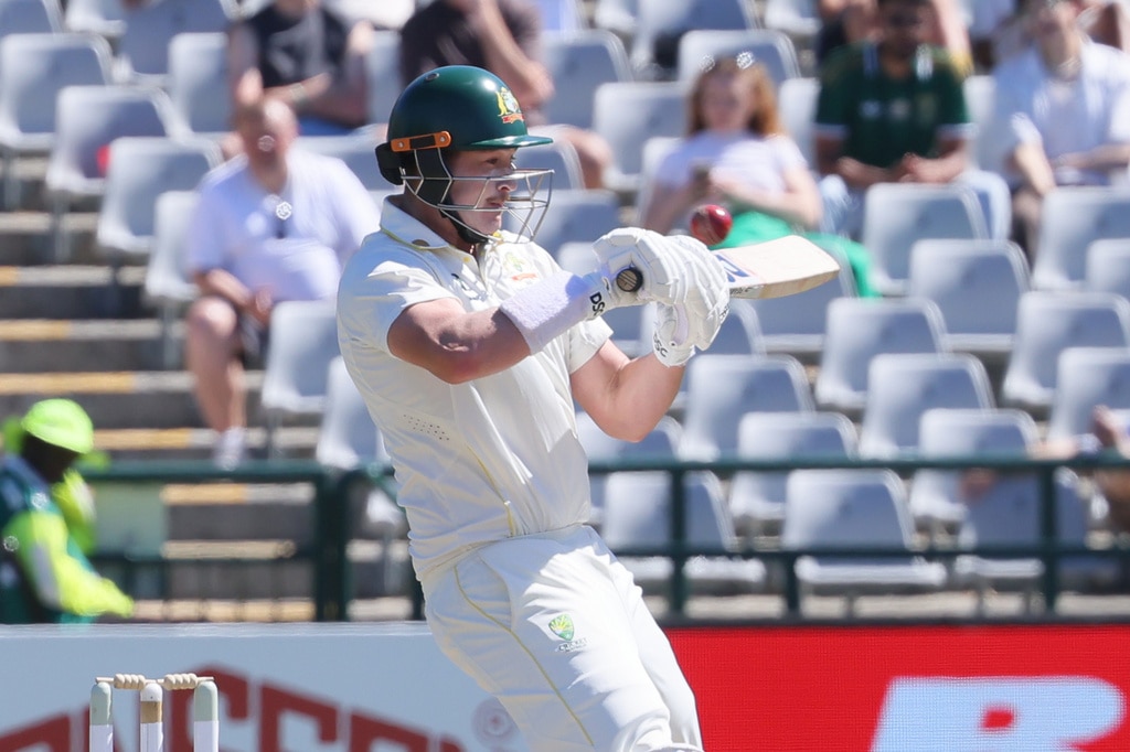 Live: Green, Renshaw dismissed in same over as Proteas fight back