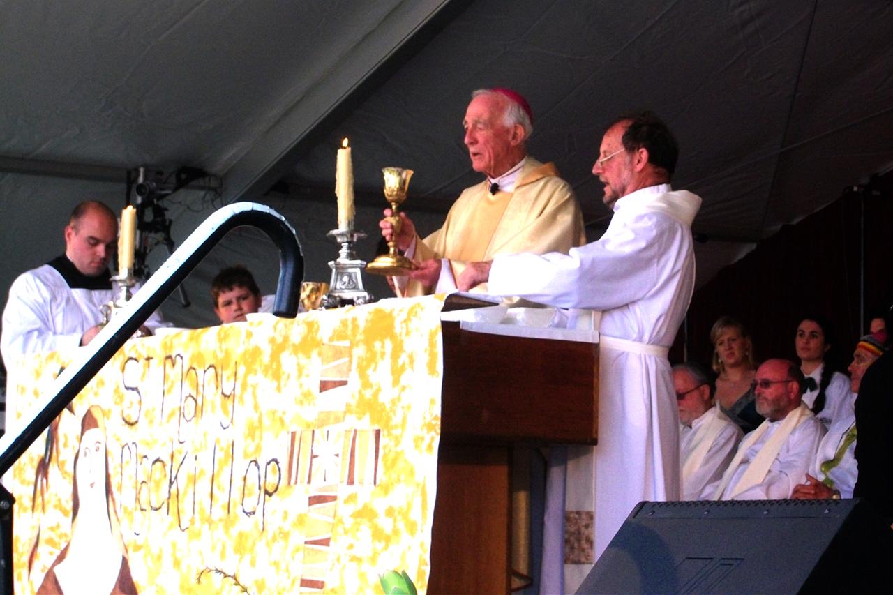 Open air mass