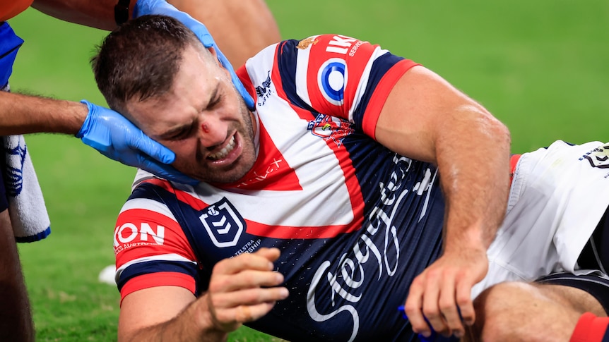 A Sydney Roosters NRL player is treated for concussion.