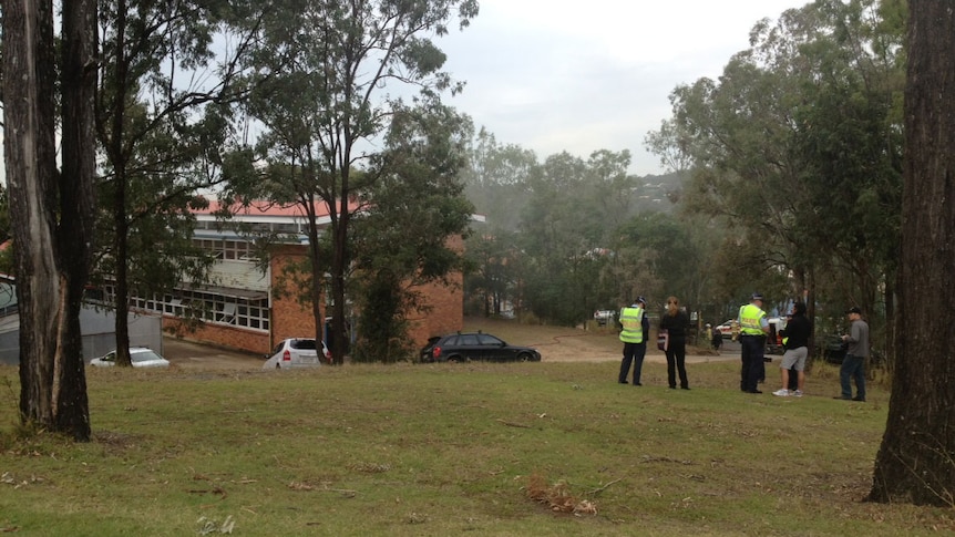 Fire forces the evacuation of Mitchelton State High School in Brisbane's north-west