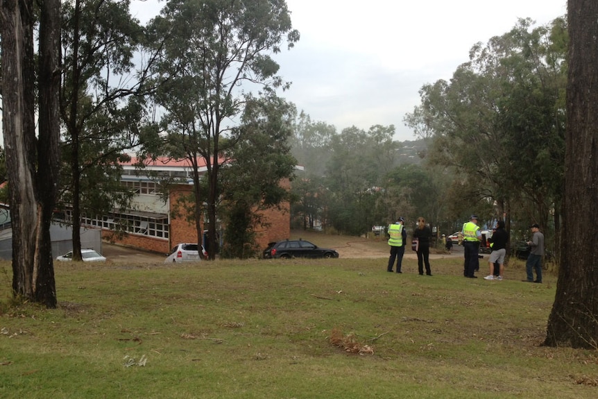 Fire forces the evacuation of Mitchelton State High School in Brisbane's north-west