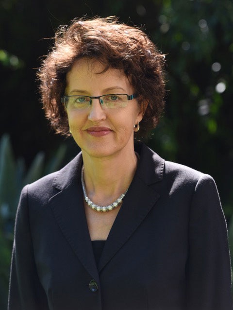 Professor Linda Richards