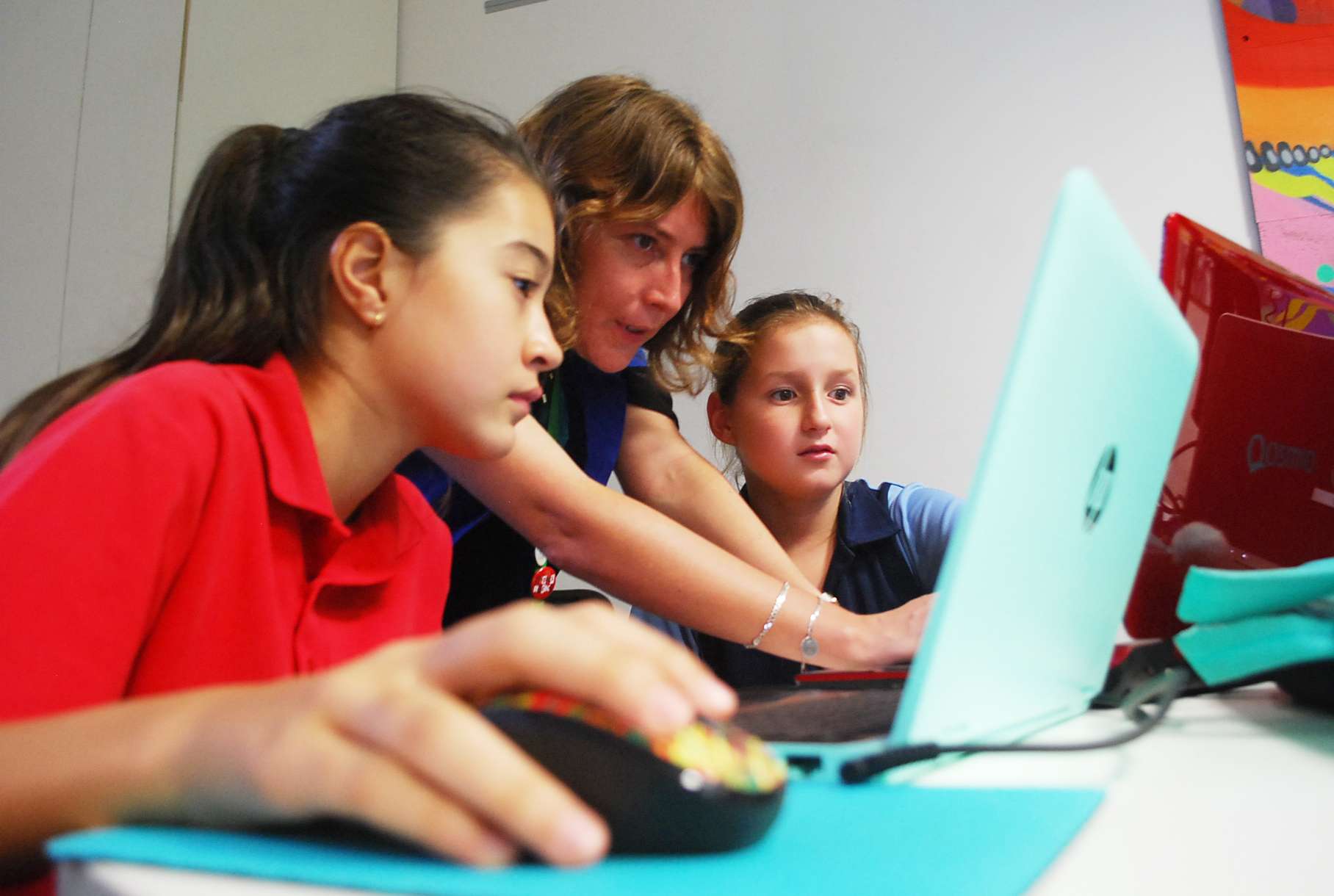 Code Club a hit in Darwin as kids look to digital future - ABC News