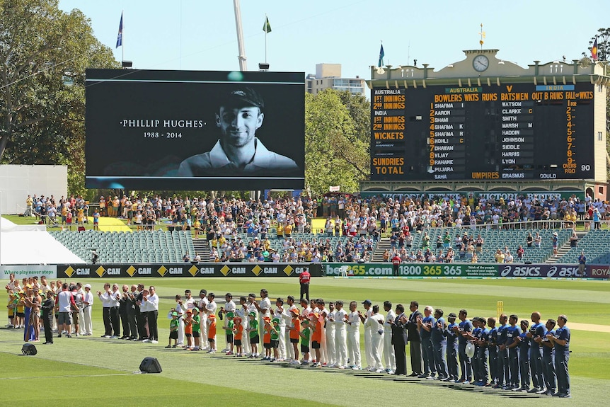 Tributes to Phillip Hughes at first Test