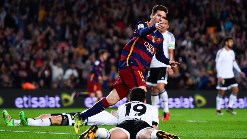 Lionel Messi scores 500th career goal in loss to Valencia